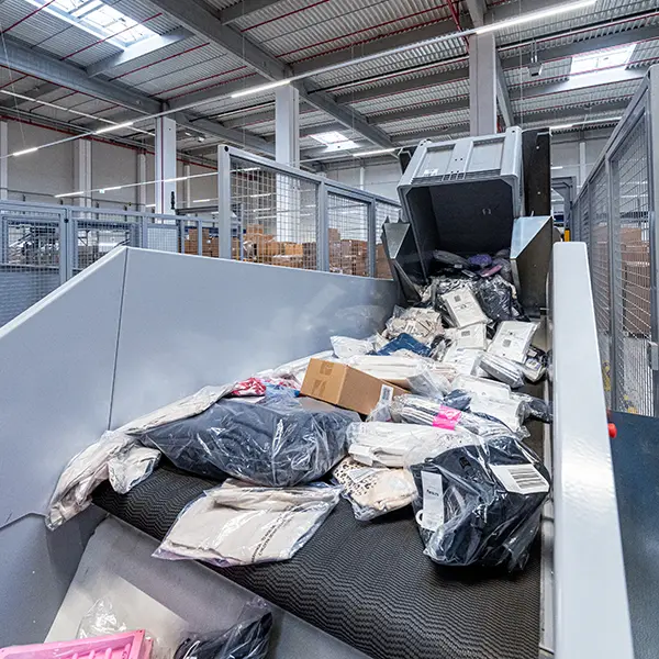 automatische Verarbeitung eingehender Waren